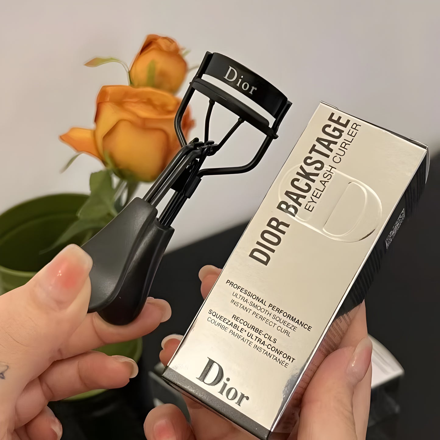 Dior enchinador de pestañas Backtage serie artista mini